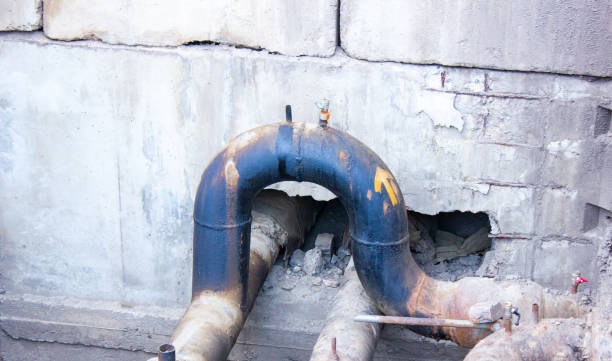 Best Water damage contractors near me  in Northwest Harbor, NY